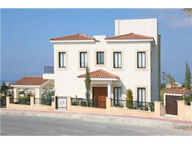 Golf Property for sale in Kouklia (Paphos)